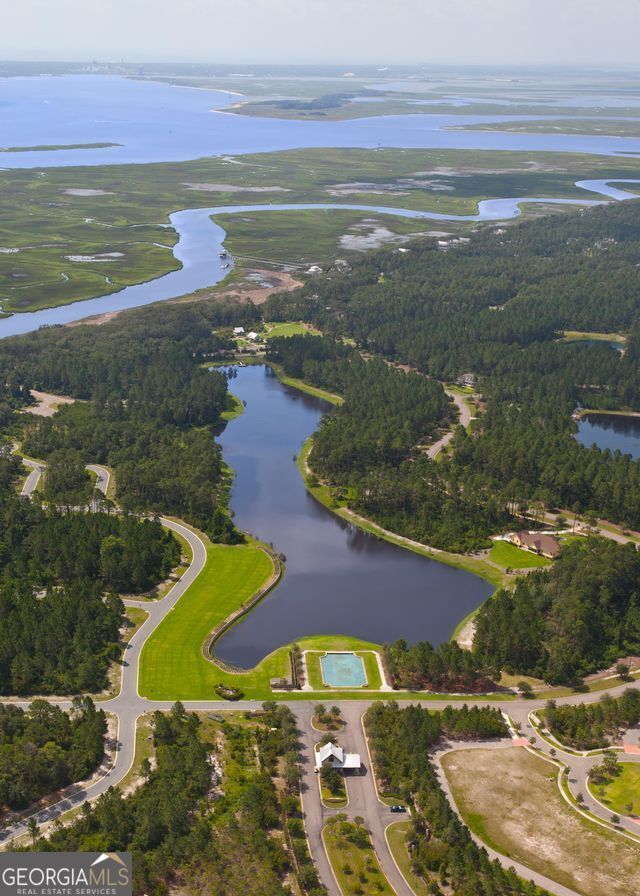 100 Amberjack Loop St. Marys, GA 31558 - Photo 16 of 16 a view of an ocean from a building