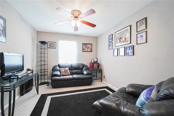 $259,900 | 501 Avon Street, New Castle, PA 16101