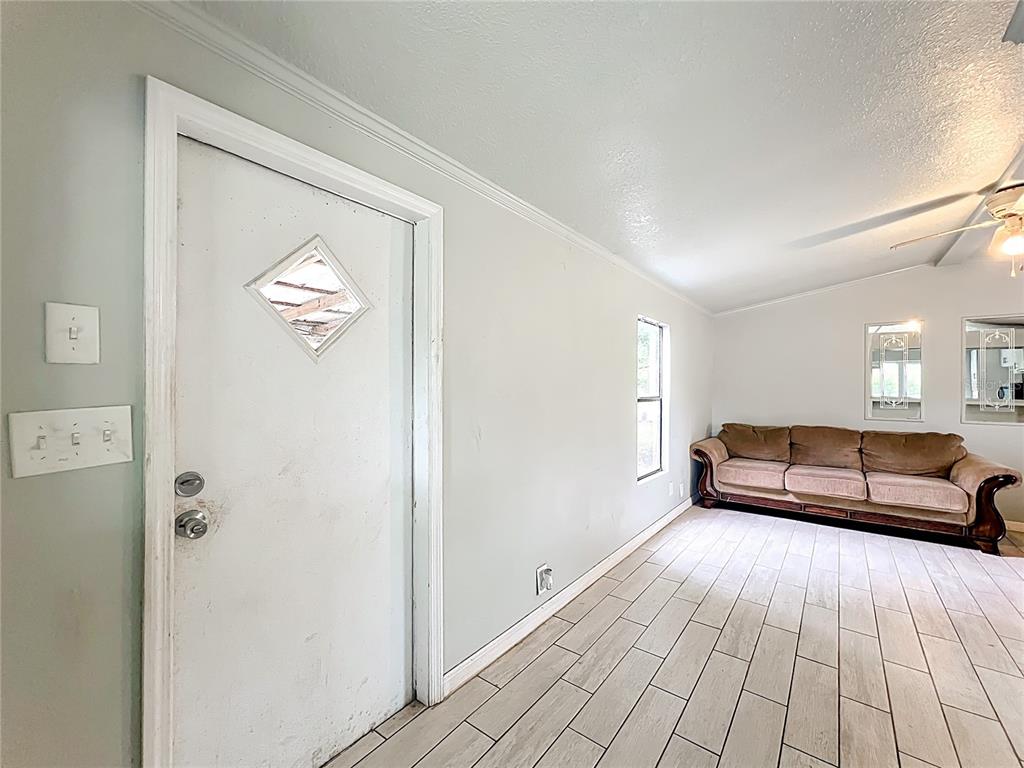 9059 Salem Road St. Cloud, FL 34773 - Photo 4 of 33