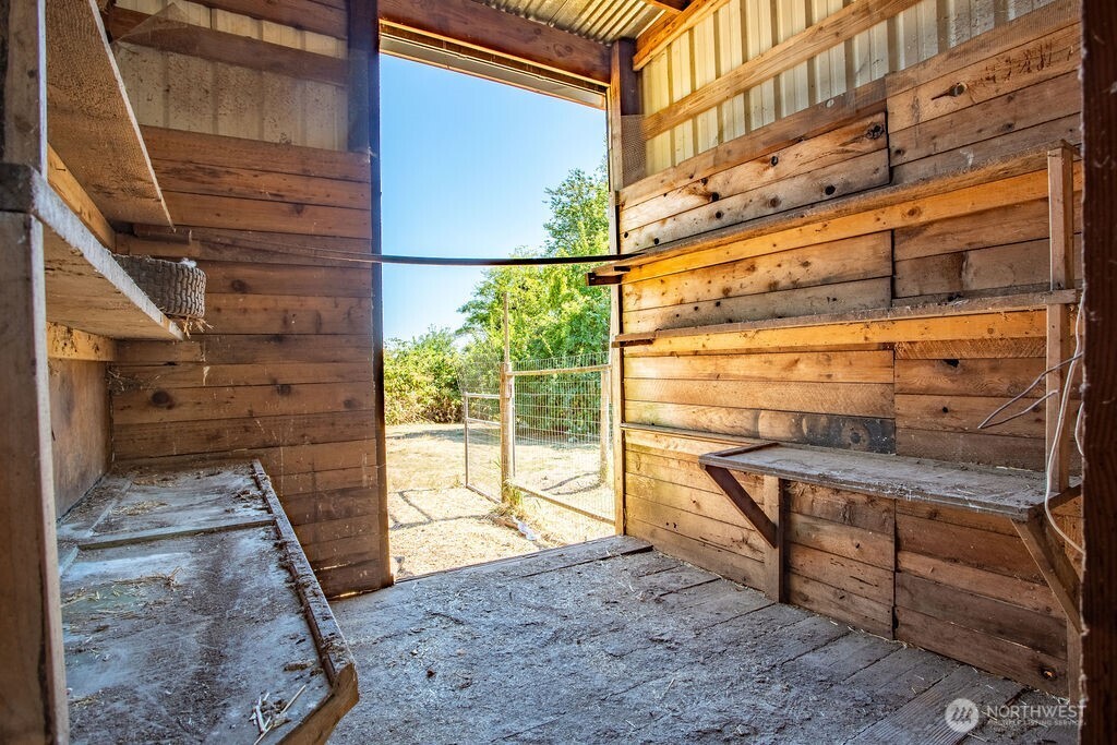 651 Jorgensen Road Onalaska, WA 98570 - Photo 21 of 36 a view of outdoor seating space