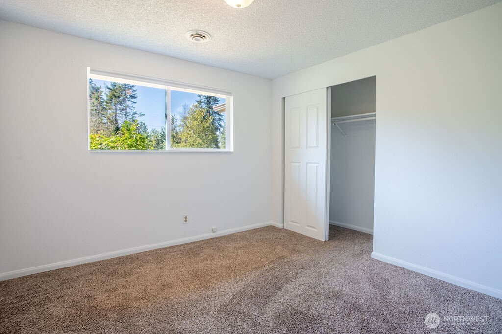 651 Jorgensen Road Onalaska, WA 98570 - Photo 9 of 36 a view of small space