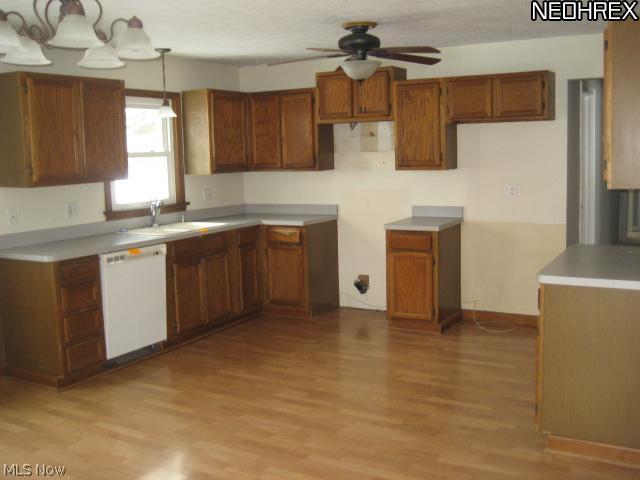 1635 Dunbar Road Madison, OH 44057 - Photo 4 of 25