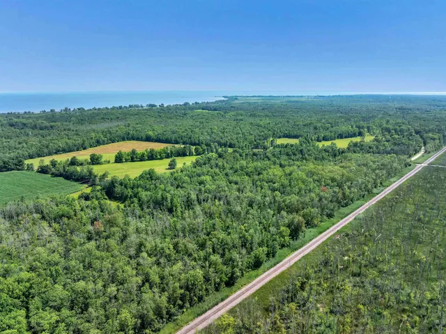 $195,000 | Hwy A Oconto Wi 54153, Oconto, WI 54153