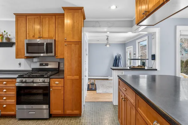 $300,000 | 25 Seabury Street, Rutland, VT 05701