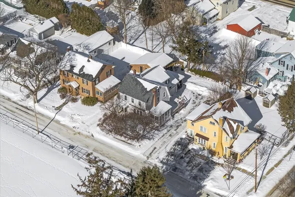 $300,000 | 25 Seabury Street, Rutland, VT 05701