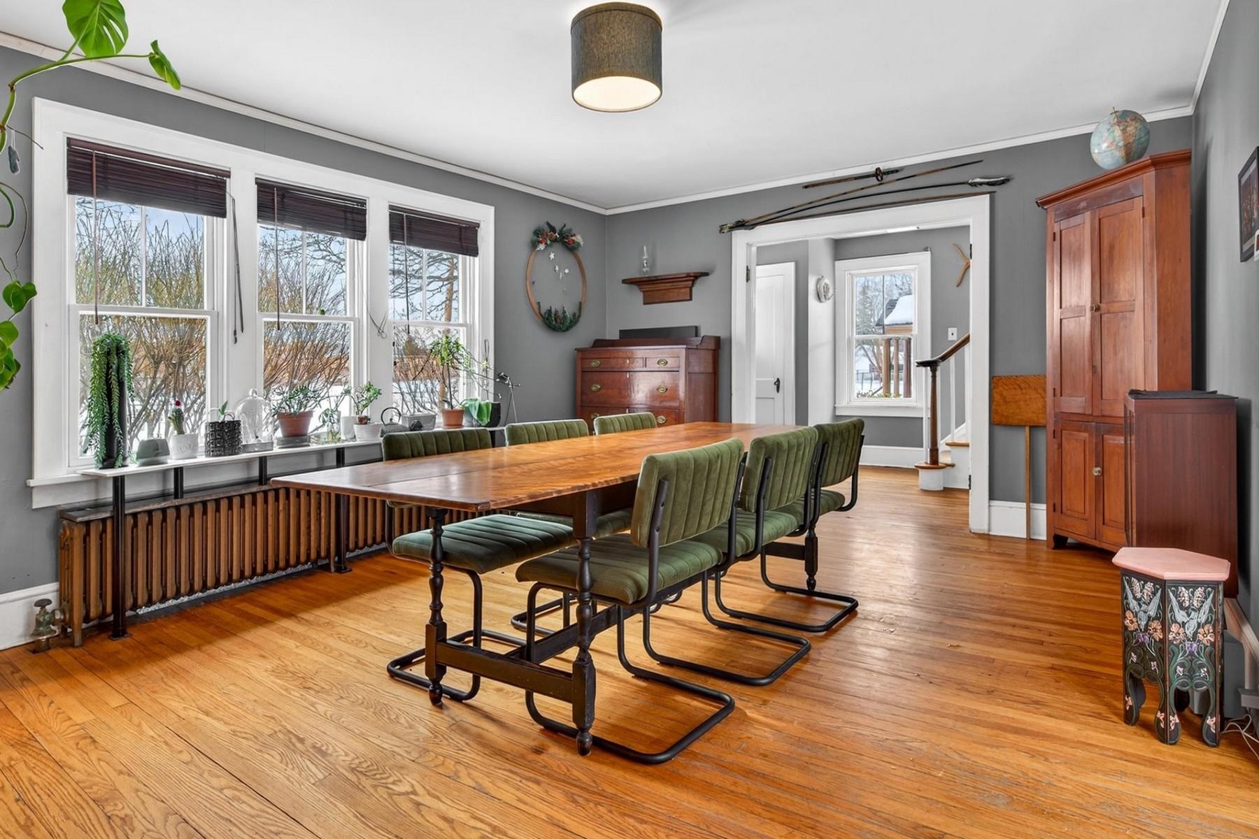 25 Seabury Street Rutland, VT 05701 - Photo 6 of 60