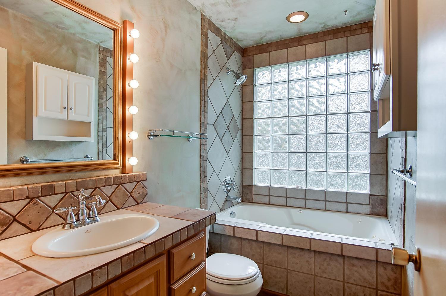 6060 Rocky Rill Road Columbus, OH 43235 - Photo 14 of 25 Gallery Image 14
