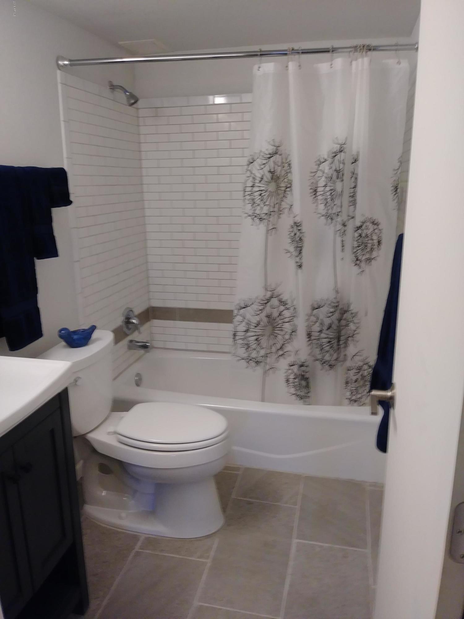 357 East Thomas Road, Unit A107 Phoenix, AZ 85012 - Photo 10 of 17 20180523_095107
