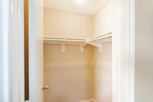 $1,875 | 7850 Maverick Trace Lane, Cypress, TX 77433