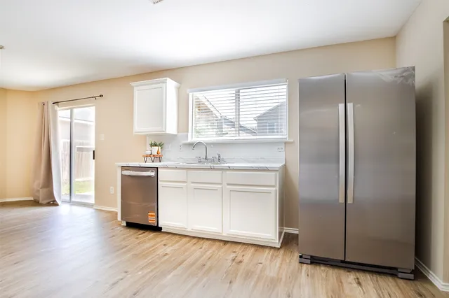 $1,875 | 7850 Maverick Trace Lane, Cypress, TX 77433