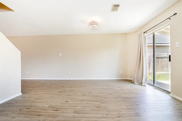 $1,875 | 7850 Maverick Trace Lane, Cypress, TX 77433