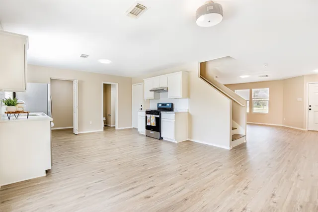 $1,875 | 7850 Maverick Trace Lane, Cypress, TX 77433