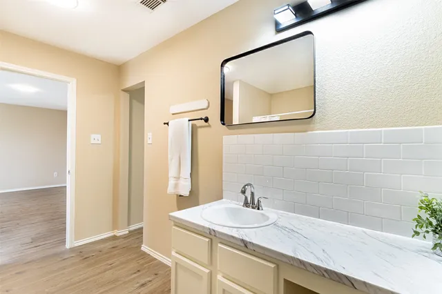 $1,875 | 7850 Maverick Trace Lane, Cypress, TX 77433