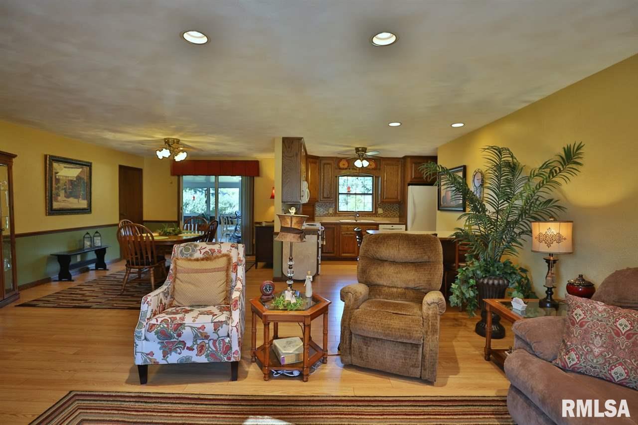 10192 Arrow Road Tremont, IL 61568 - Photo 14 of 36