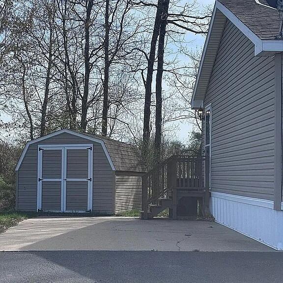 530 East Rainbow Road Newaygo, MI 49337 - Photo 5 of 21 4a8fe2062687a89795bbd2fe3b023306-cc_ft_7