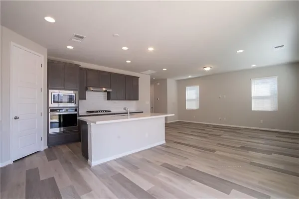 $2,250 | 177 Fluttermill Loop, Liberty Hill, TX 78642