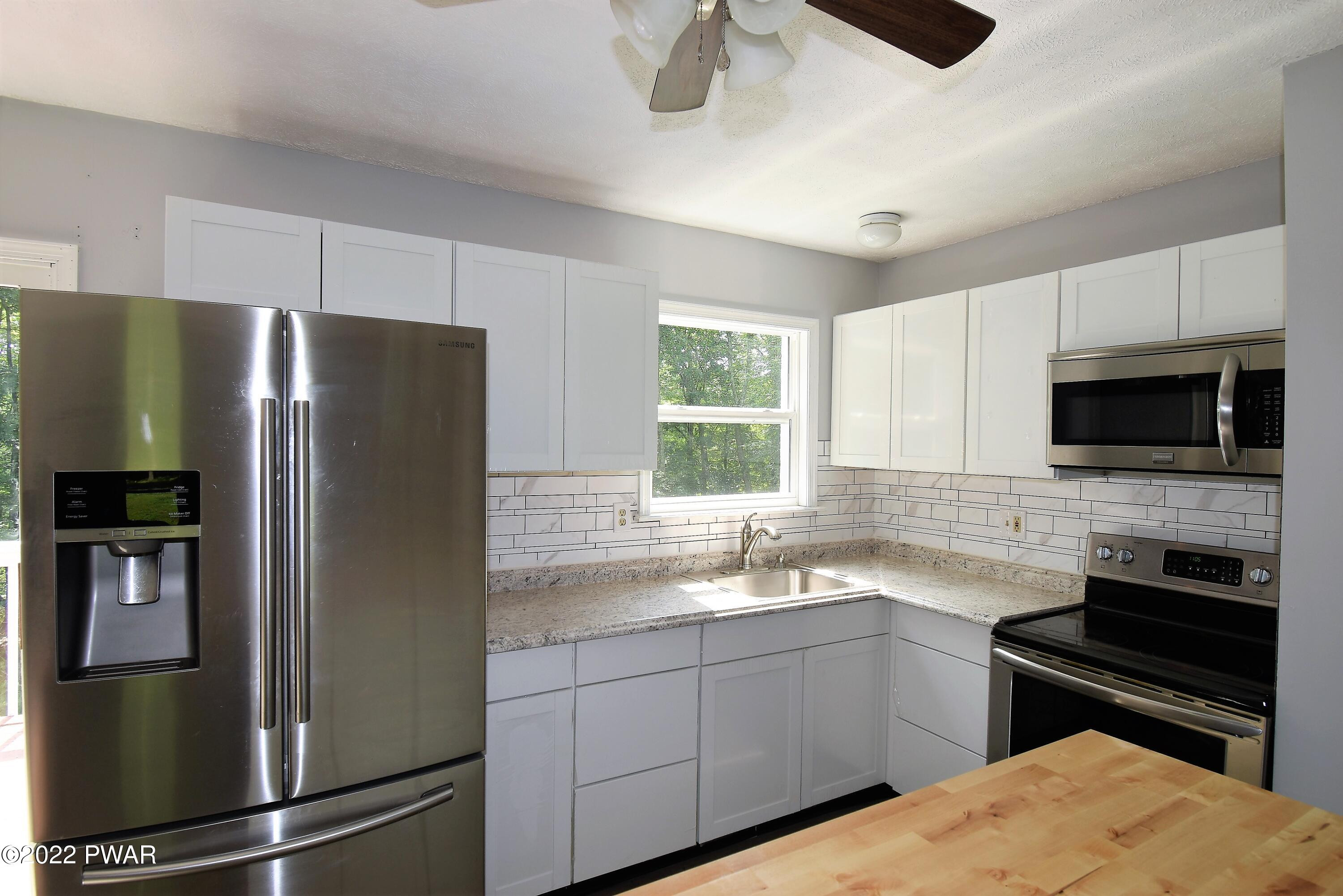 205 Traverse Road Dingmans Ferry, PA 18328 - Photo 10 of 30