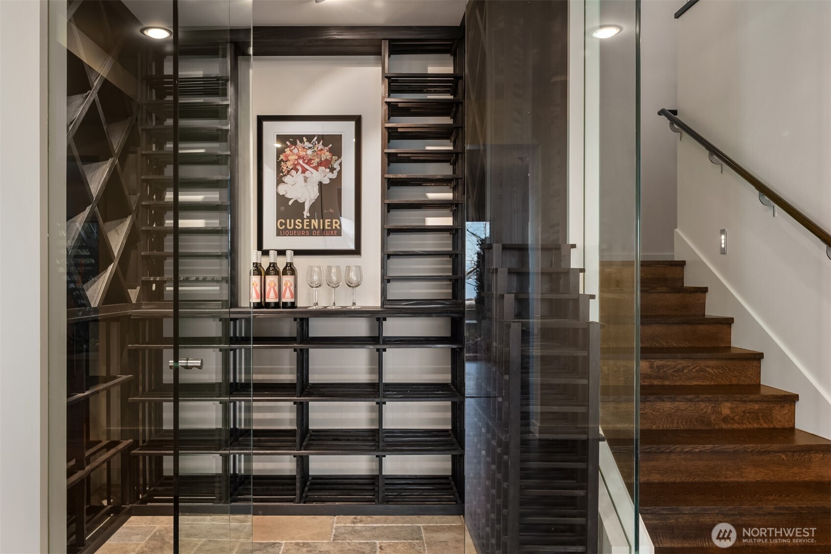 1318 Lakeside Avenue South Seattle, WA 98144 - Photo 23 of 37 a view of a entryway