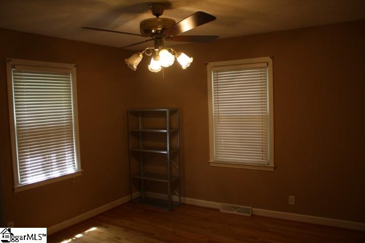 107 Post Oak Road Duncan, SC 29334 - Photo 12 of 34 Gallery Image 12