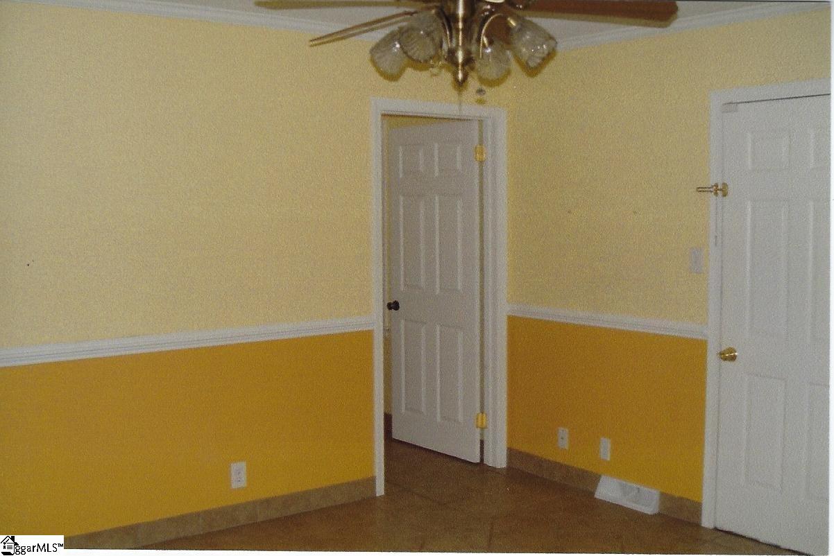 107 Post Oak Road Duncan, SC 29334 - Photo 22 of 34 With access to laundry, garage