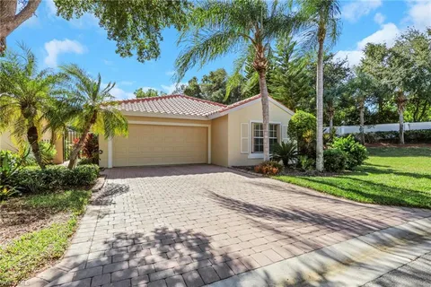 $384,900 | 8896 Cascades Isle Boulevard, Estero, FL 33928