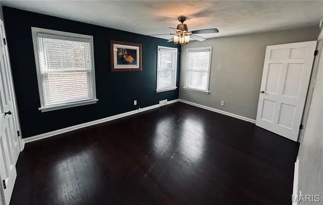 $347,500 | 308 Forest Pkwy Drive, Manchester, MO 63021