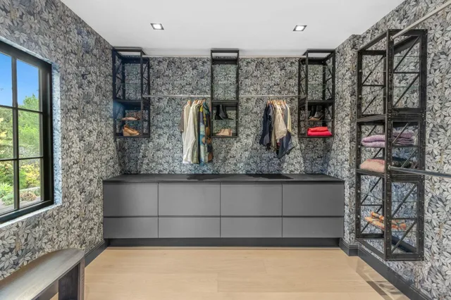 $9,588,000 | 13321 La Paloma Road, Los Altos Hills, CA 94022