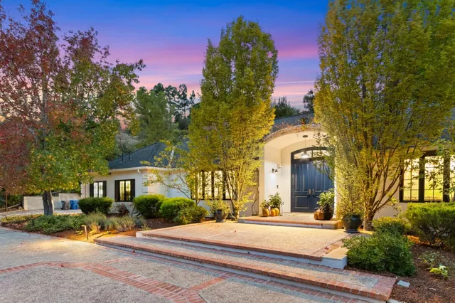 $9,588,000 | 13321 La Paloma Road, Los Altos Hills, CA 94022