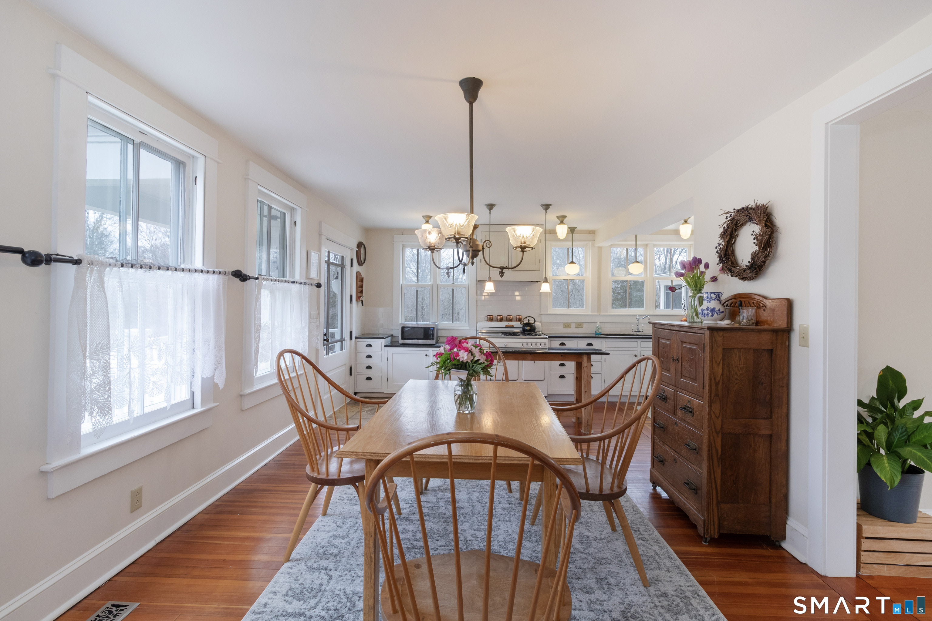 397 Moose Hill Road Guilford, CT 06437 - Photo 13 of 40