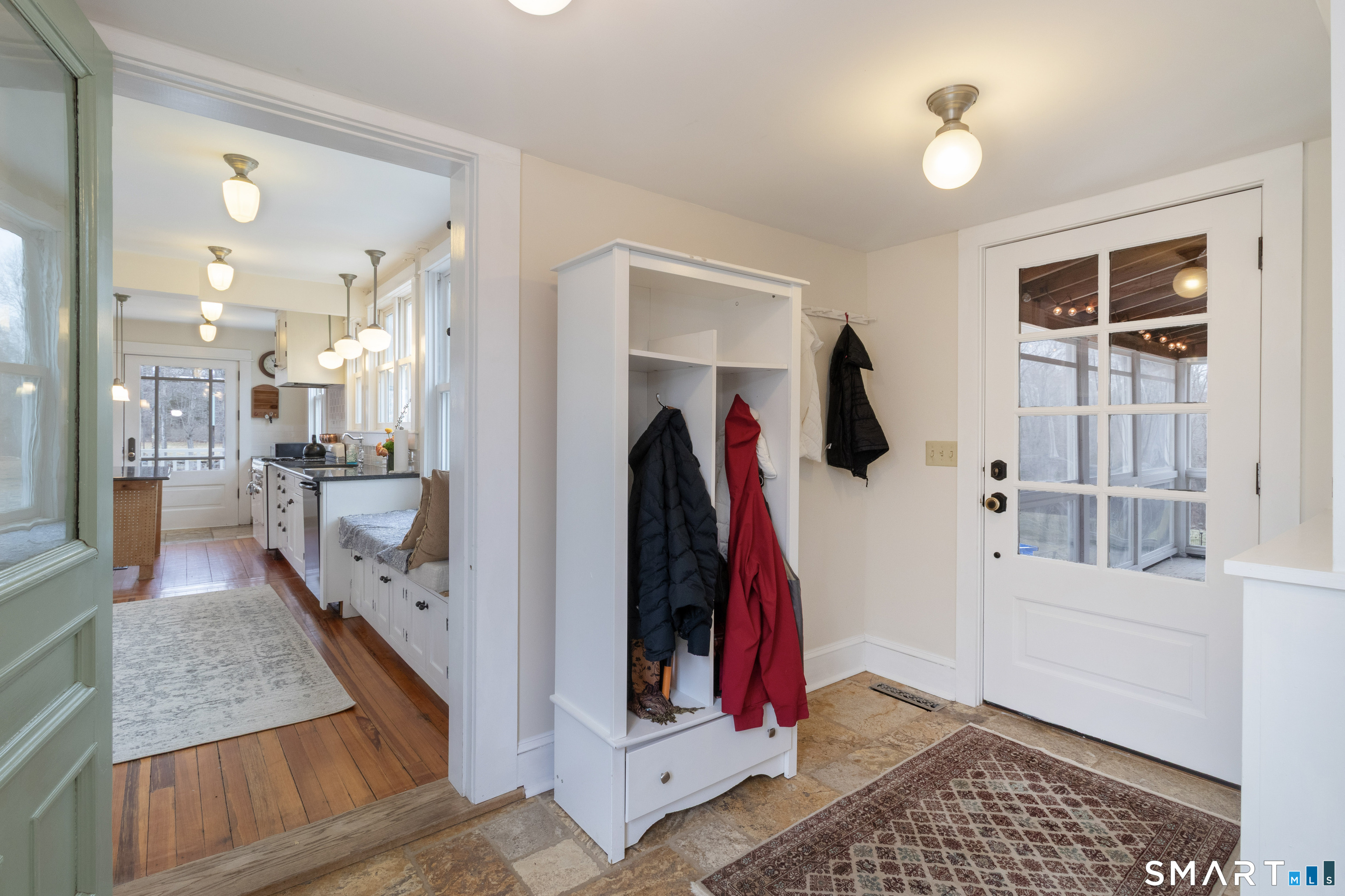 397 Moose Hill Road Guilford, CT 06437 - Photo 10 of 40