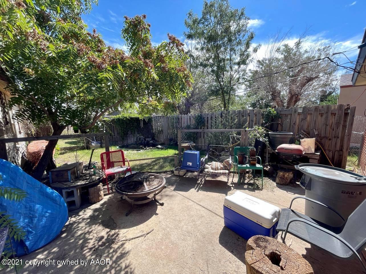 1306 North Spring Street Amarillo, TX 79107 - Photo 5 of 10 242788489_1056916755065901_4712820740929