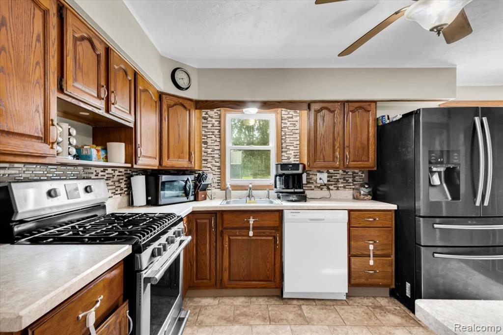 13065 Neff Road Clio, MI 48420 - Photo 11 of 29 Gallery Image 11