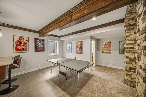 $940,000 | 11607 West 158th Terrace, Overland Park, KS 66221