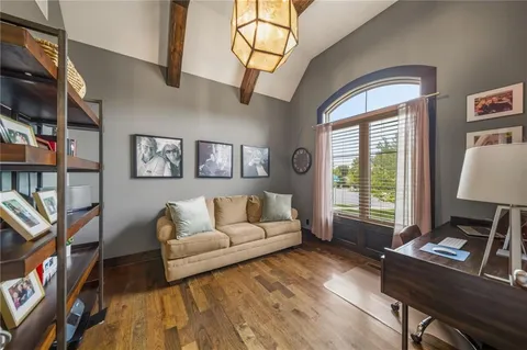 $940,000 | 11607 West 158th Terrace, Overland Park, KS 66221