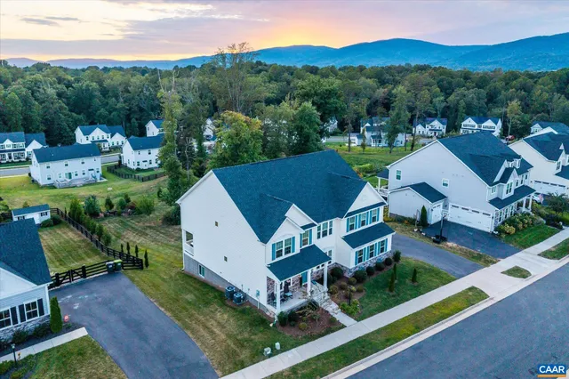 $1,095,000 | 5626 McKinley Lane, Charlottesville, VA 22903