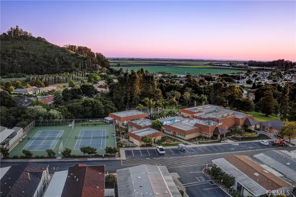 $579,000 | 804 Covington Drive, Arroyo Grande, CA 93420