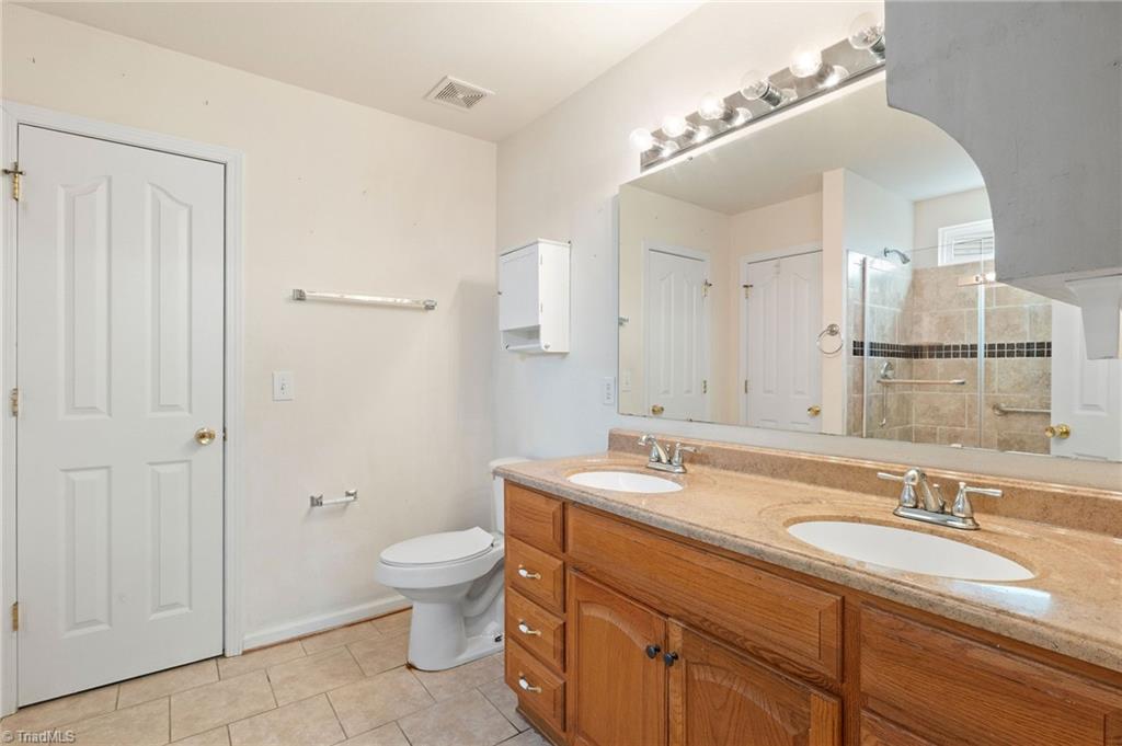 1051 Bexley Court High Point, NC 27262 - Photo 19 of 24