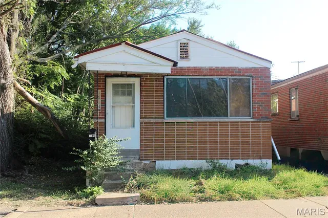 $8,000 | 1514 Farragut Street, St. Louis, MO 63107