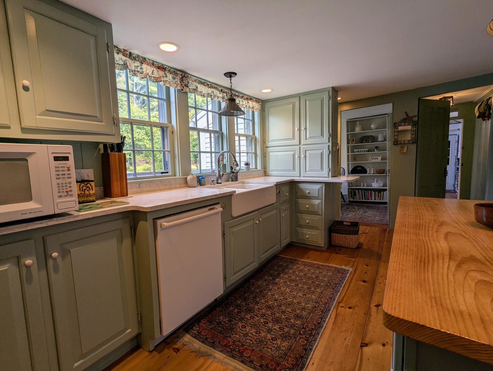 1428 Hopkinton Road Hopkinton, NH 03229 - Photo 7 of 57