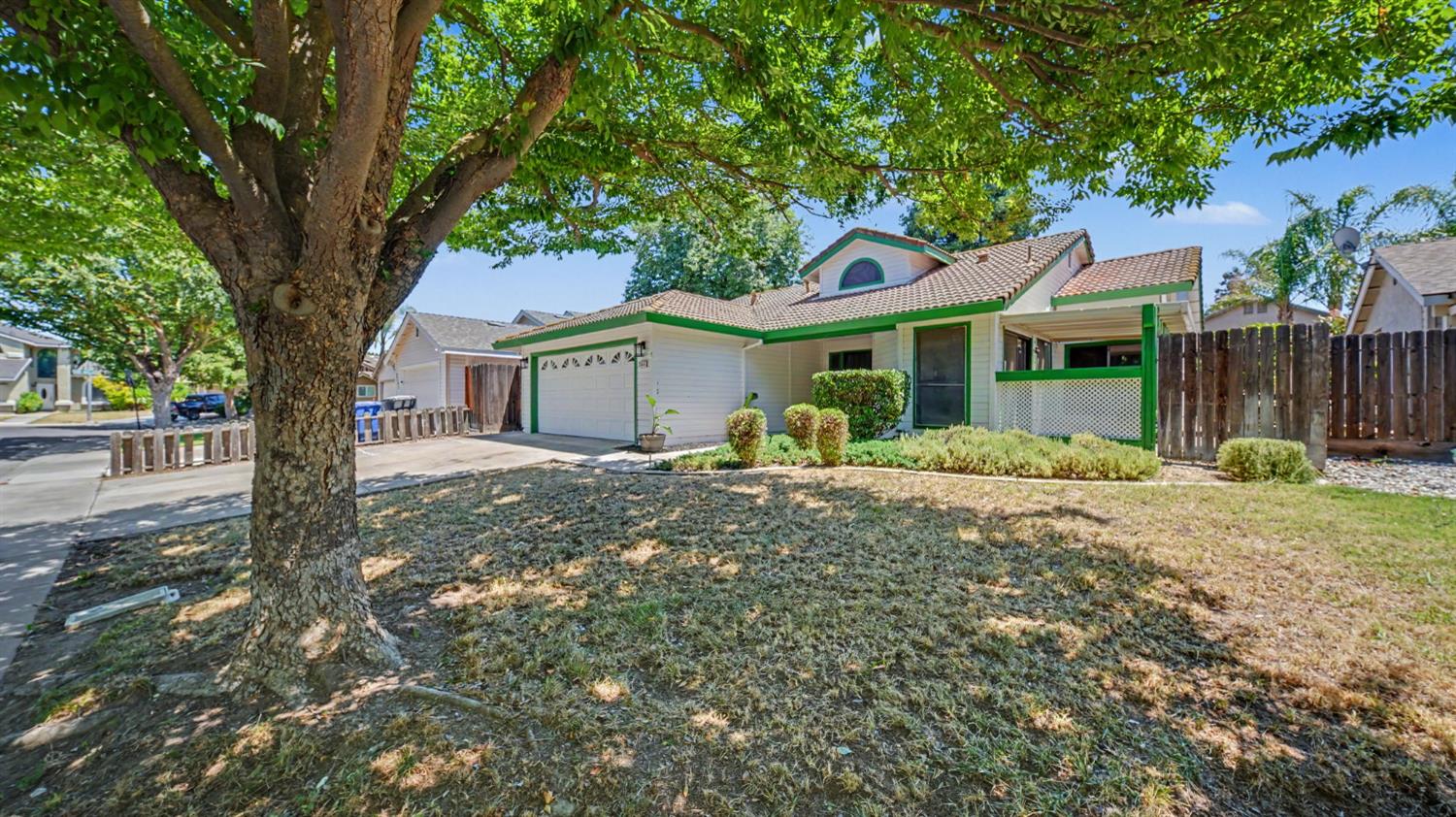 2504 Spring Water Drive Modesto, CA 95355 - Photo 3 of 31