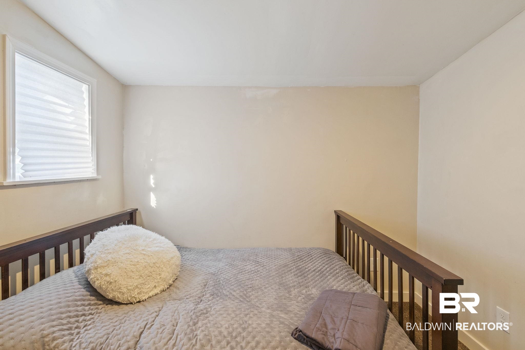 707 North Cedar Street Foley, AL 36535 - Photo 38 of 69 View of bedroom