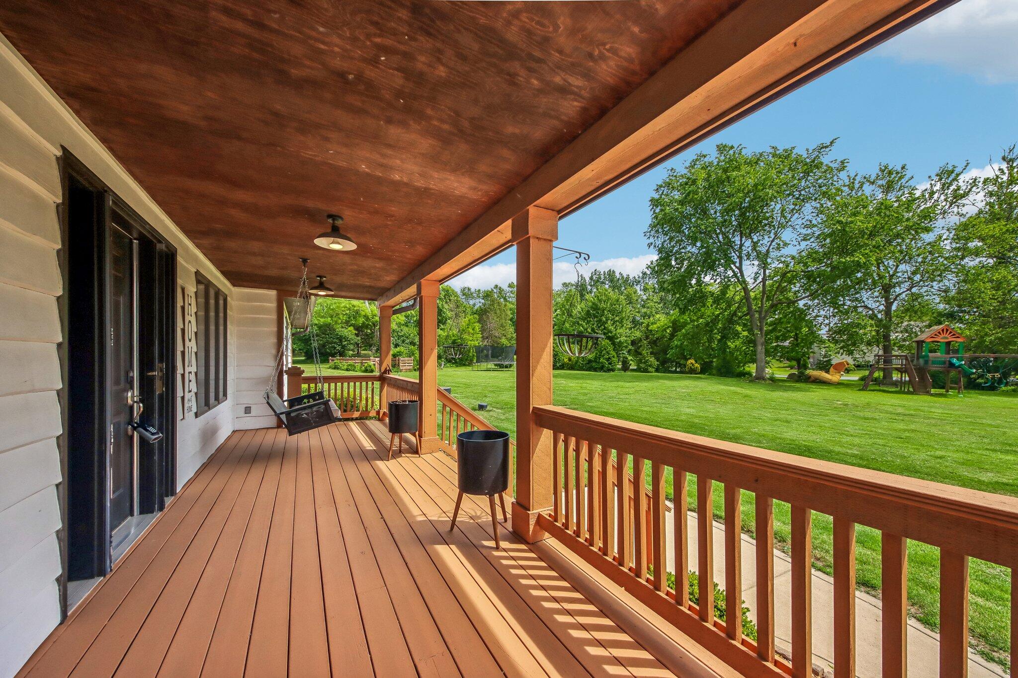 85 South County Line Road Crown Point, IN 46307 - Photo 26 of 40 2048x1365
