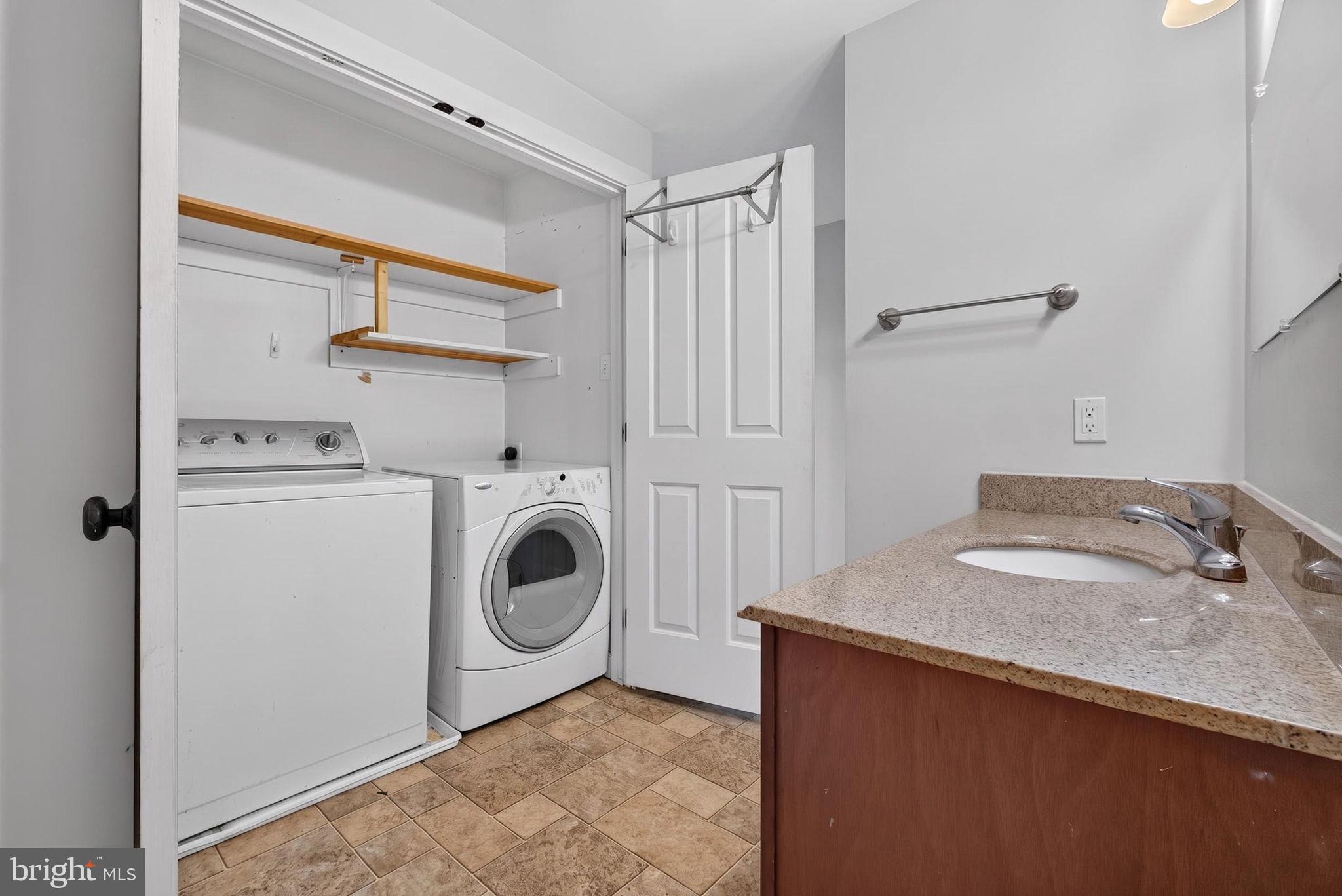 990 Maple Street Lititz, PA 17543 - Photo 17 of 37
