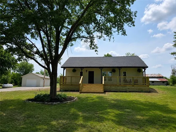 $365,000 | 36 Southwest 1421st Road, Holden, MO 64040