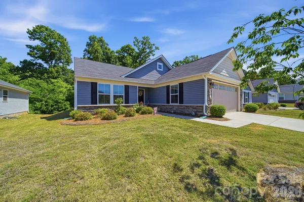 $375,000 | 4507 Hunton Dale Road Northwest, Concord, NC 28027