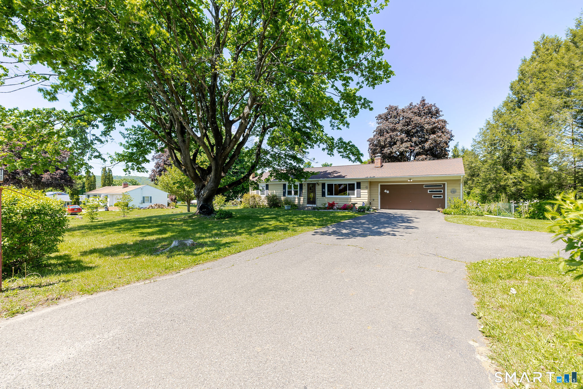 42 Silvermine Road Brookfield, CT 06804 - Photo 35 of 36