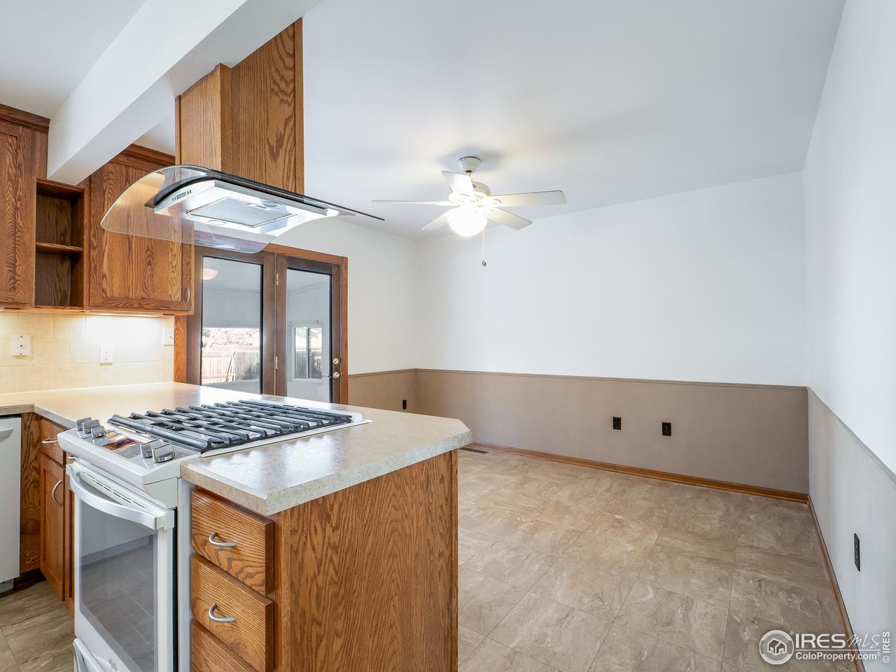 14 Daisy Court Windsor, CO 80550 - Photo 15 of 42 Updated Kitchen with All Appliances Included