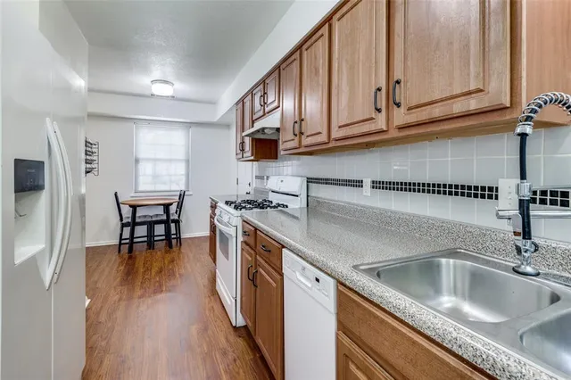 $1,975 | 118 Nichols Street, Irving, TX 75060