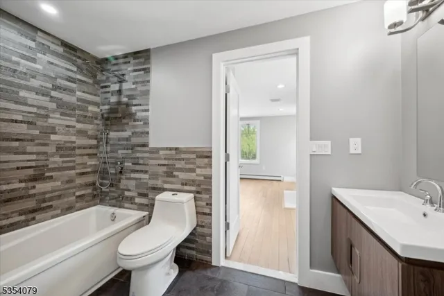 $1,590,000 | 284 Mendham Road, Morristown, NJ 07960