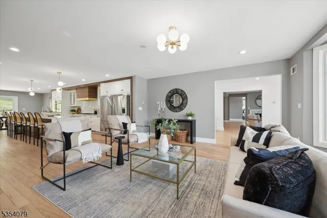 $1,590,000 | 284 Mendham Road, Morristown, NJ 07960